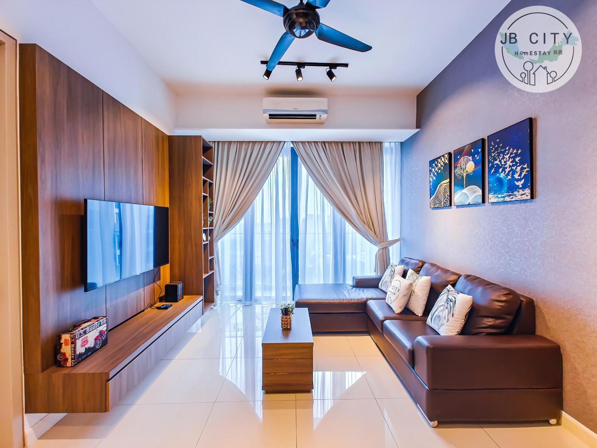 Grand Medini By Rr Jbcity นุสาจายา ภายนอก รูปภาพ