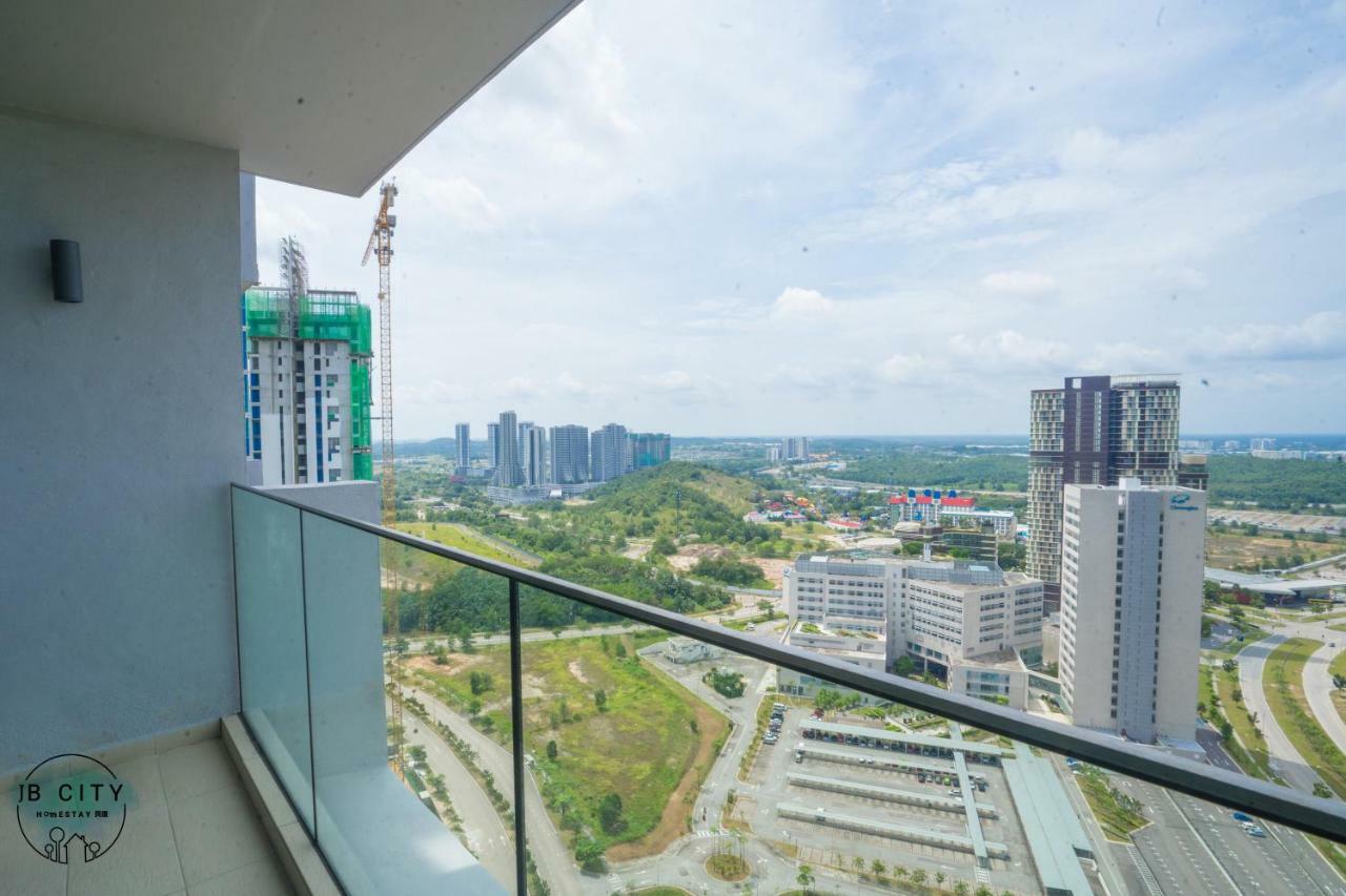 Grand Medini By Rr Jbcity นุสาจายา ภายนอก รูปภาพ